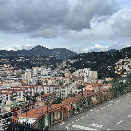 Apartment Fully Equiped Newly Refurbished With An Incredible View In Nice