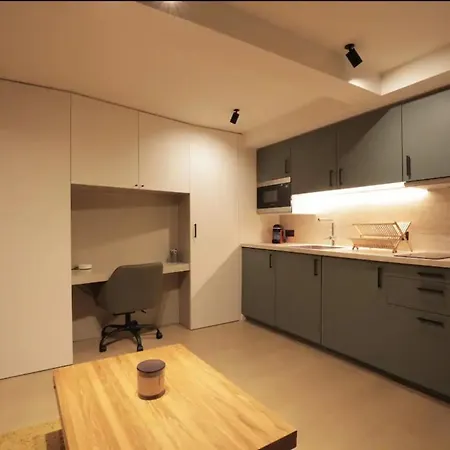 Apartment Fully Equiped Newly Refurbished With An Incredible View In Nizza